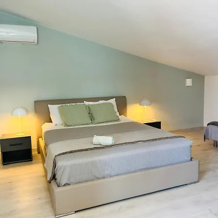 Kiki's Seaview Villa